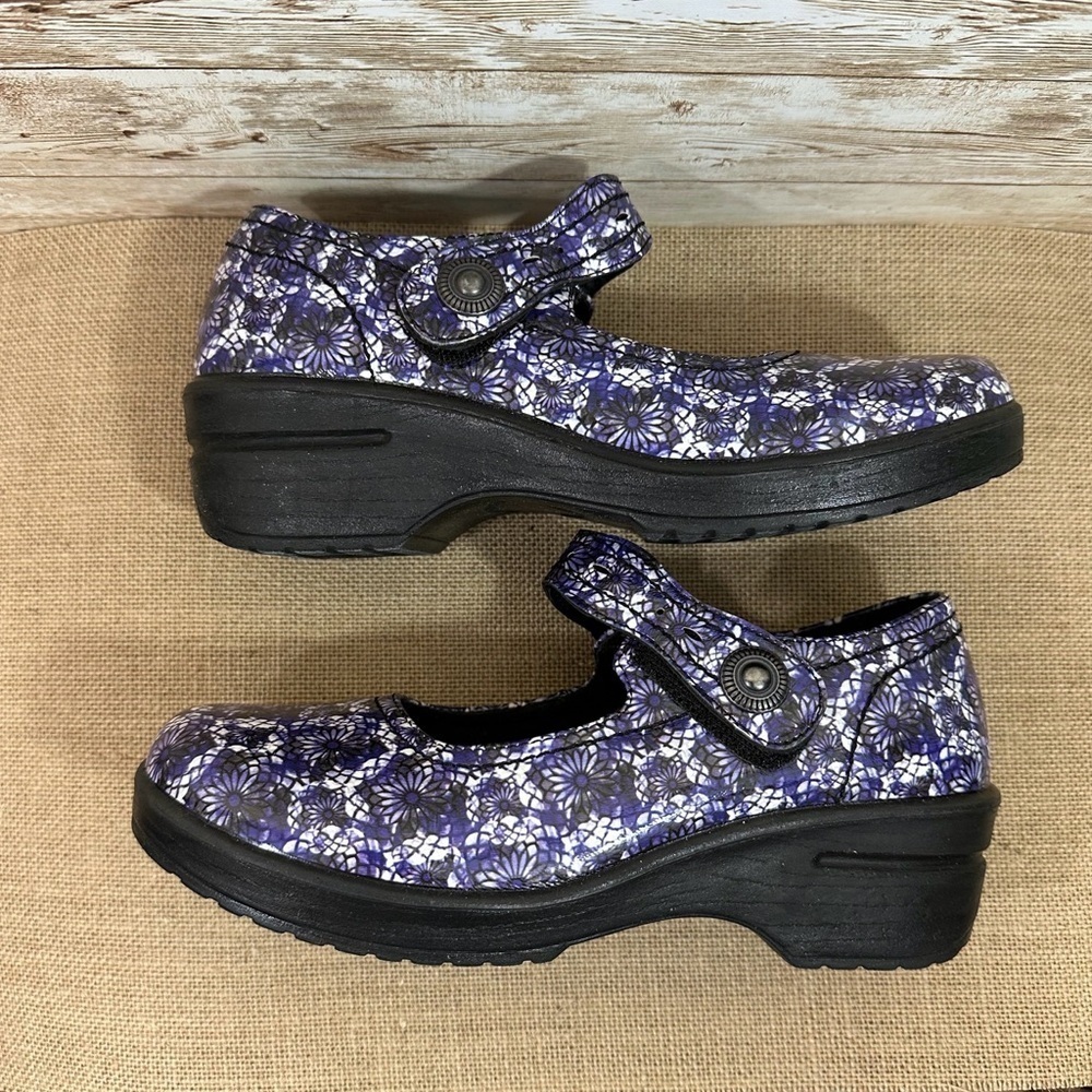 Easy Works By Easy Street- Sketchers- Blue Mosaic Mary Jane Work Shoe- Size 8 - Picture 4 of 9